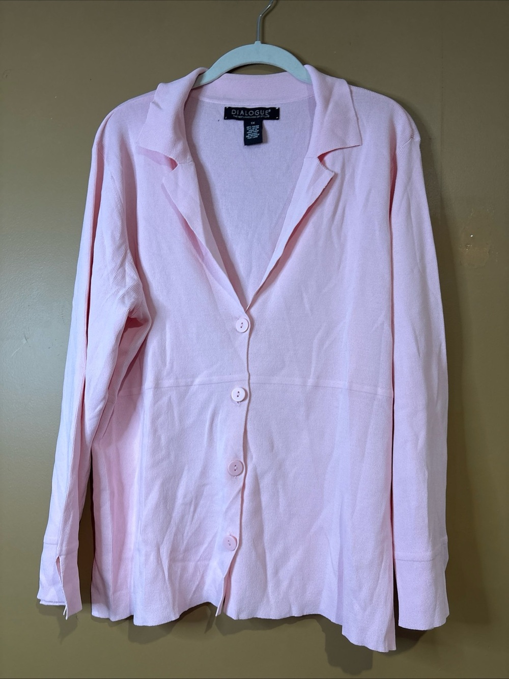 HC972. Dialogue Blouse Womens  Pink 4 Button Front Collared Long Sleeve Size 1X